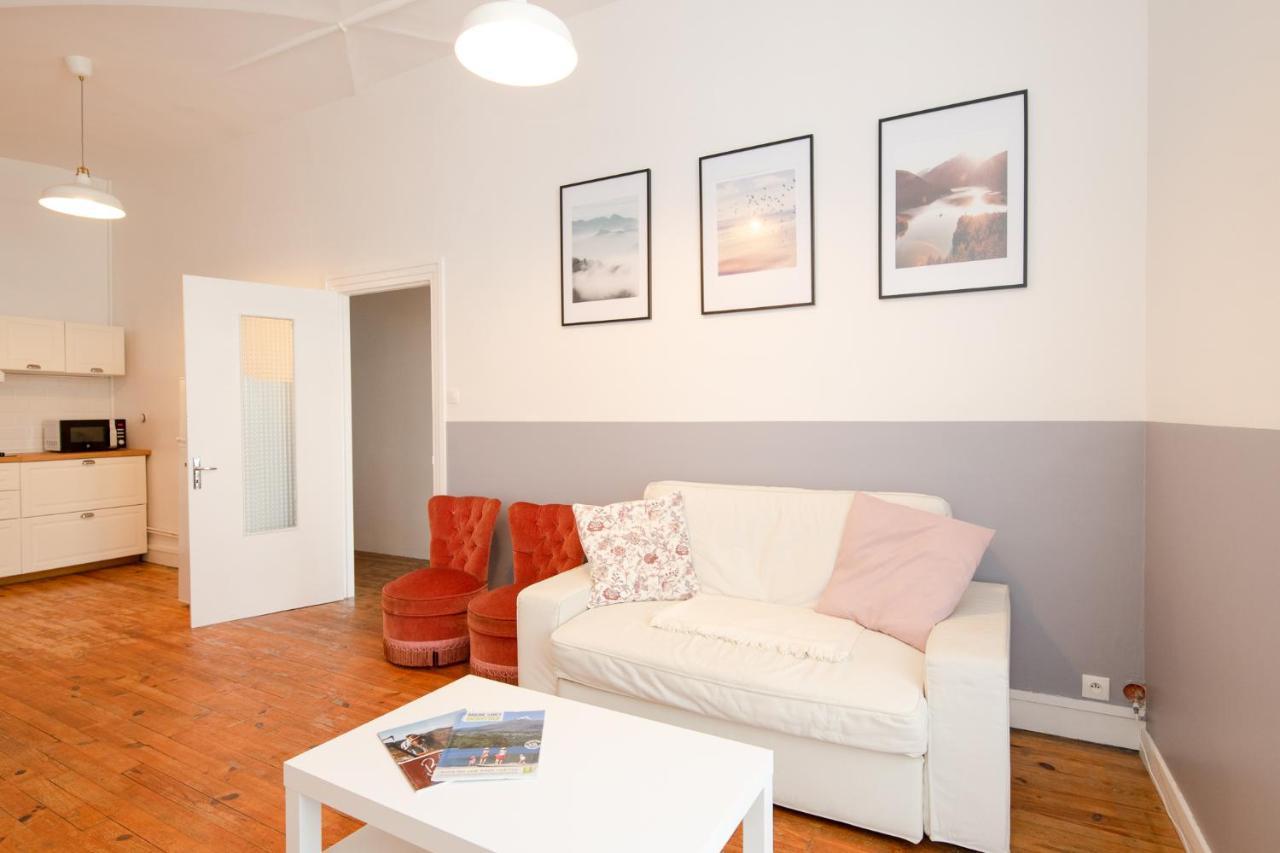 Appartement Issoire centre, T2 Bergère avec parking Extérieur photo