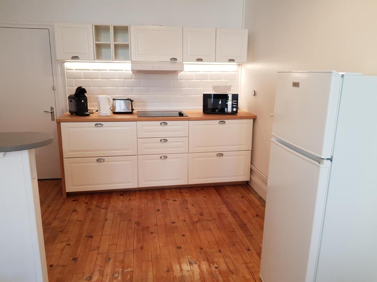Appartement Issoire centre, T2 Bergère avec parking Extérieur photo